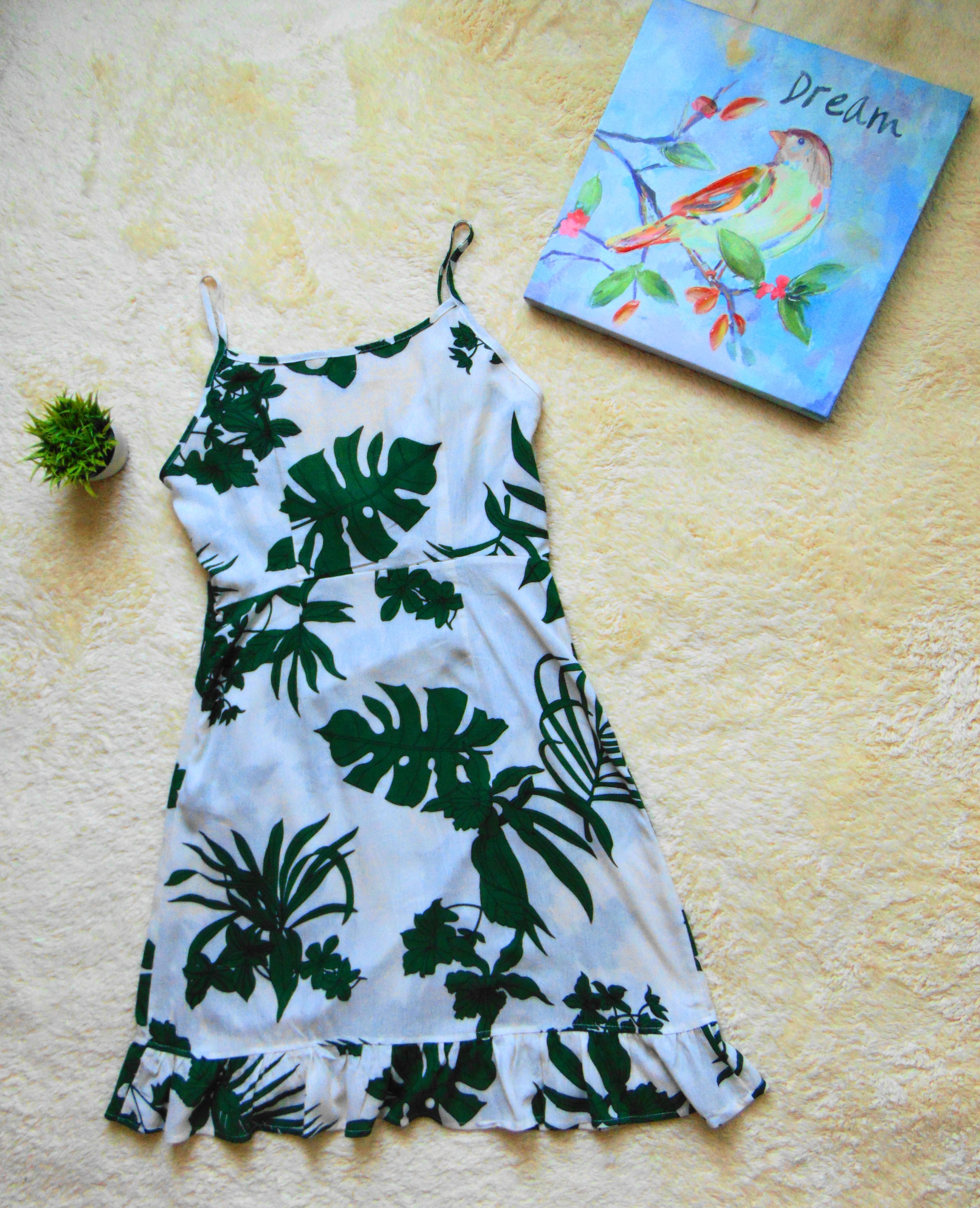 vestido corto diseño hojas 2